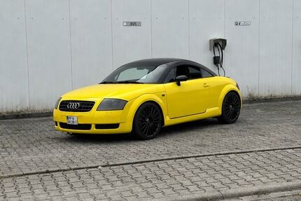 Audi TT 230.000 km 2.500 &euro; Königsbach-stein 75203