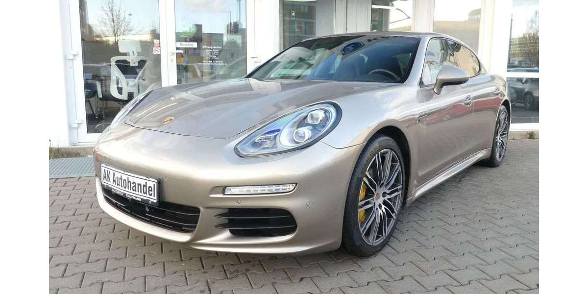 Porsche Panamera 31.376 km 57.890 &euro; München 80687