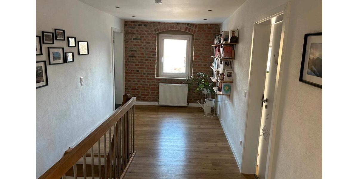 Einfamilienhaus Lappersdorf - 5 Zimmer, 210 m&sup2;, 2.190&euro; | Angebot:24808313