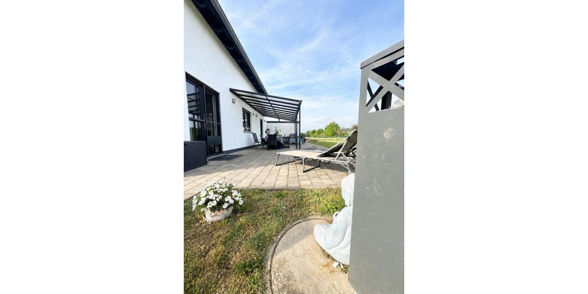 Modernes Einfamilienhaus mit zusätzlichem Wohnkeller & großem Traumgrundstück in Jestetten! - Einfamilienhaus Jestetten | Angebot:26605060
