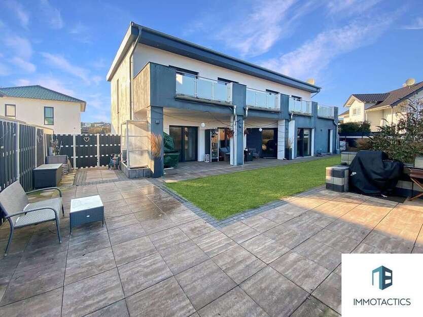 Haus zum Kaufen in Roxheim 879.000 € 274 m²