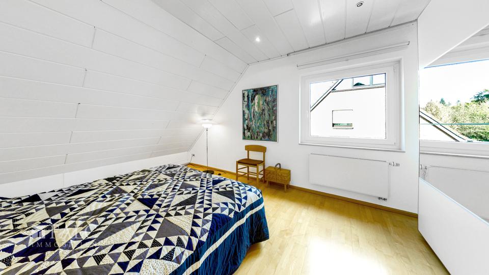 ***Familienoase in Ratingen-Hösel*** 5 zimmer