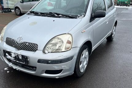 Toyota Yaris 107.450 km 1.750 &euro; Apolda 99510