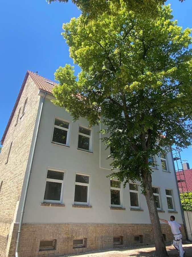 Wohnung zum Mieten in Halle 1.230 € 154 m²