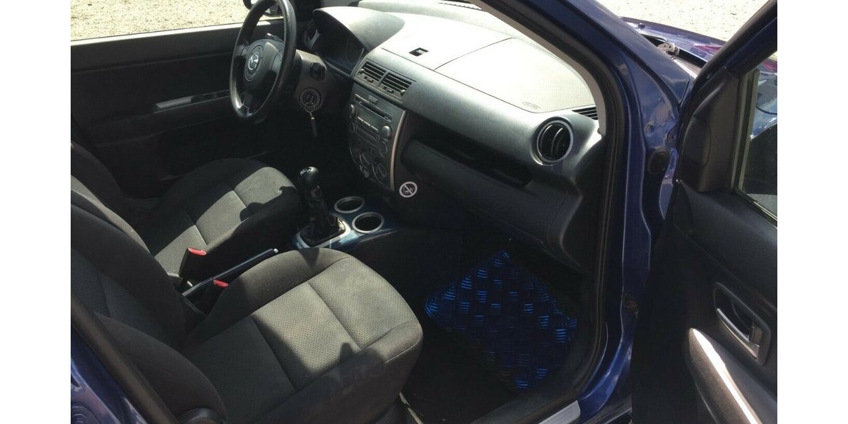 Mazda 2 1.4 Active,Alu,el.Fh., Tüv 11/27! 190.000 km 1.750 &euro; Himmelkron 95502