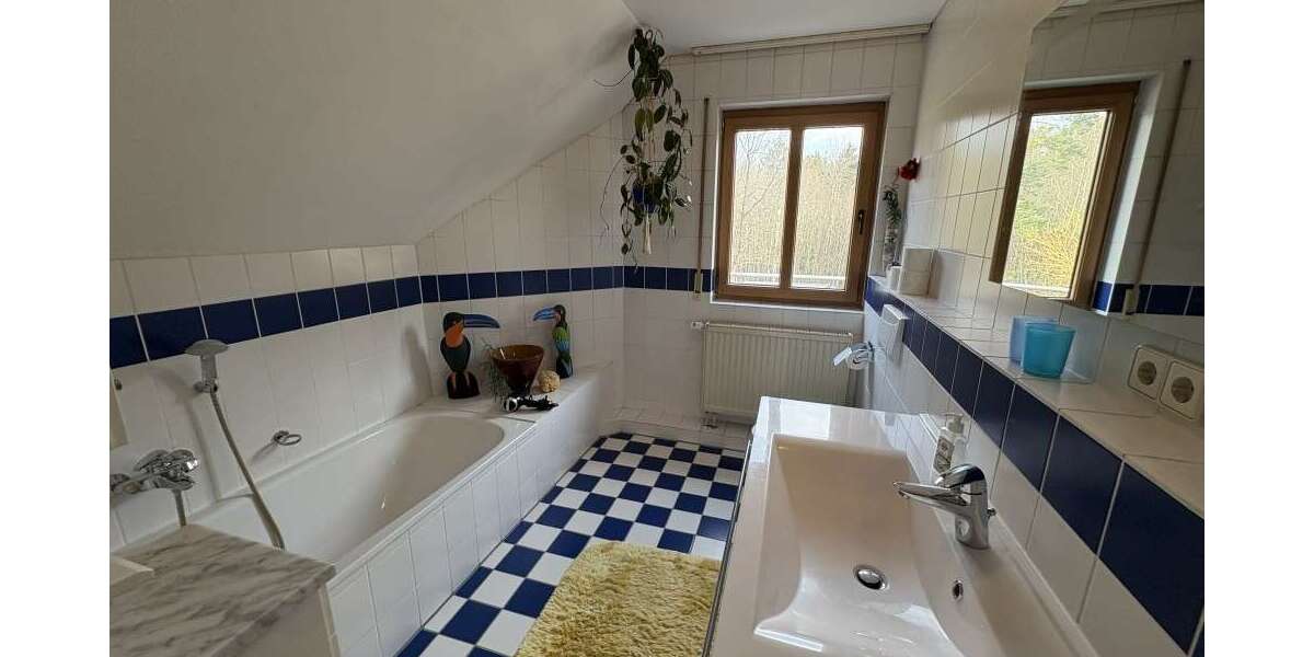 Etagenwohnung Feucht - 3 Zimmer, 98 m&sup2;, 329.900&euro; | Angebot:26875592