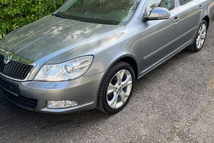 Skoda Octavia 179.000 km 5.700 &euro; Kempten 87439