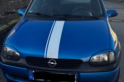 Opel Corsa 186.000 km 1.550 &euro; Balve 58802