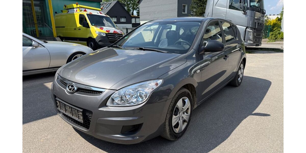 Hyundai i30 170.332 km 2.780 &euro; Krefeld 47809