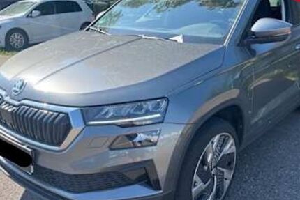 Skoda Karoq 82.000 km 22.440 &euro; Wackersdorf 92442
