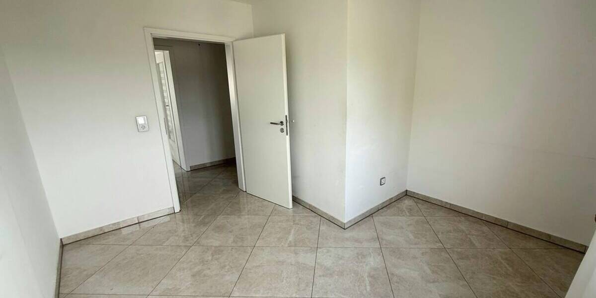 Etagenwohnung Pohlheim Watzenborn-Steinberg - 3 Zimmer, 90 m&sup2;, 1.000&euro; | Angebot:26359799