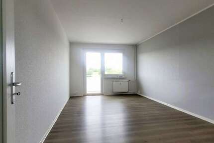 Wohnung Plauen Chrieschwitz - 4 Zimmer, 90 m&sup2;, 432&euro; | Angebot:27334587