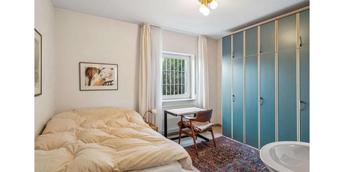 Einfamilienhaus Solms - 7 Zimmer, 194 m&sup2;, 2.800&euro; | Angebot:26091109