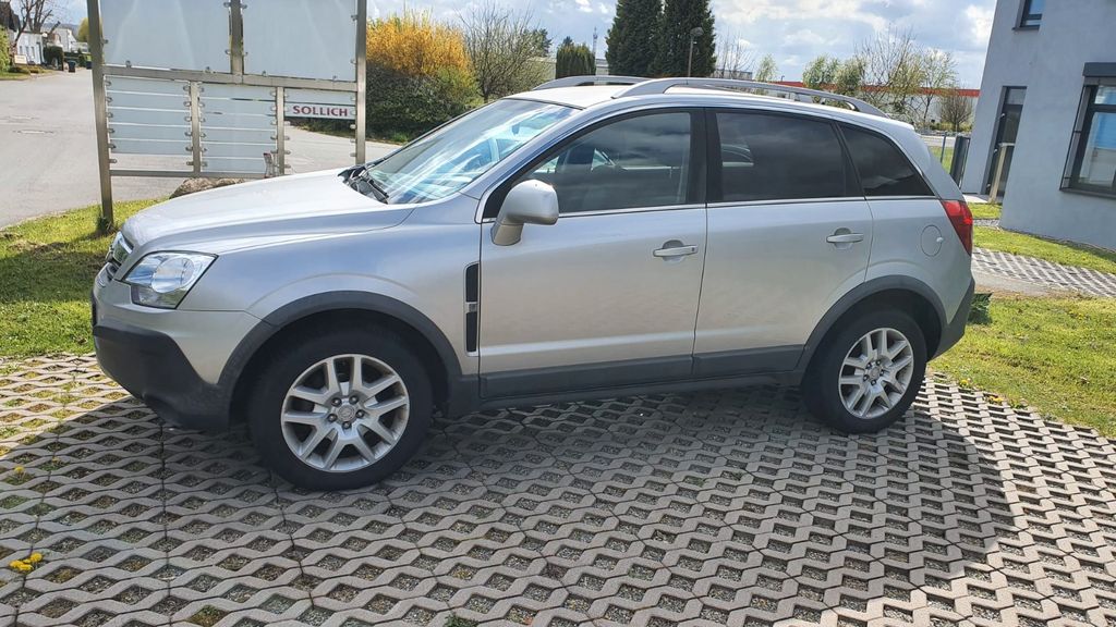 Opel Antara 143.000 km 2.222 &euro; Detmold 32756