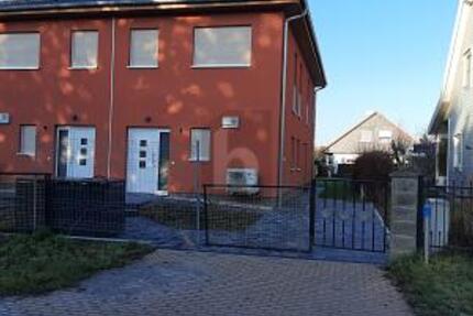 KFW-EFFIZIENZ TRIFFT HIGH-END-DESIGN - Haus Hönow Hönow | Angebot:27095252