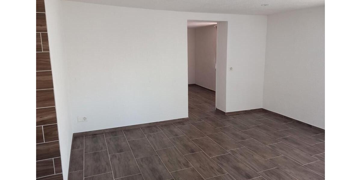 Einfamilienhaus Jestetten - 7 Zimmer, 230 m&sup2;, 595.000&euro; | Angebot:26414842