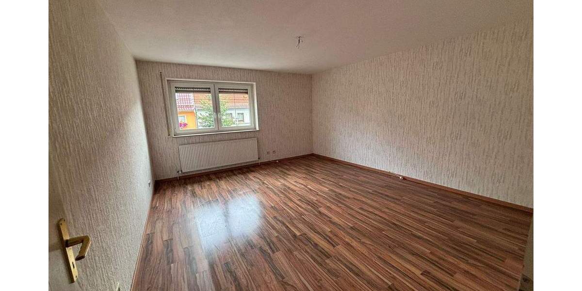 Etagenwohnung Gera Langenberg - 3 Zimmer, 83 m&sup2;, 69.000&euro; | Angebot:25665376