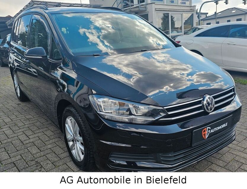 VW Touran 93.000 km 14.999 € Bielefeld 33659