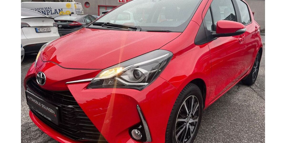 Toyota Yaris 12.500 km 15.490 &euro; Solingen 42653