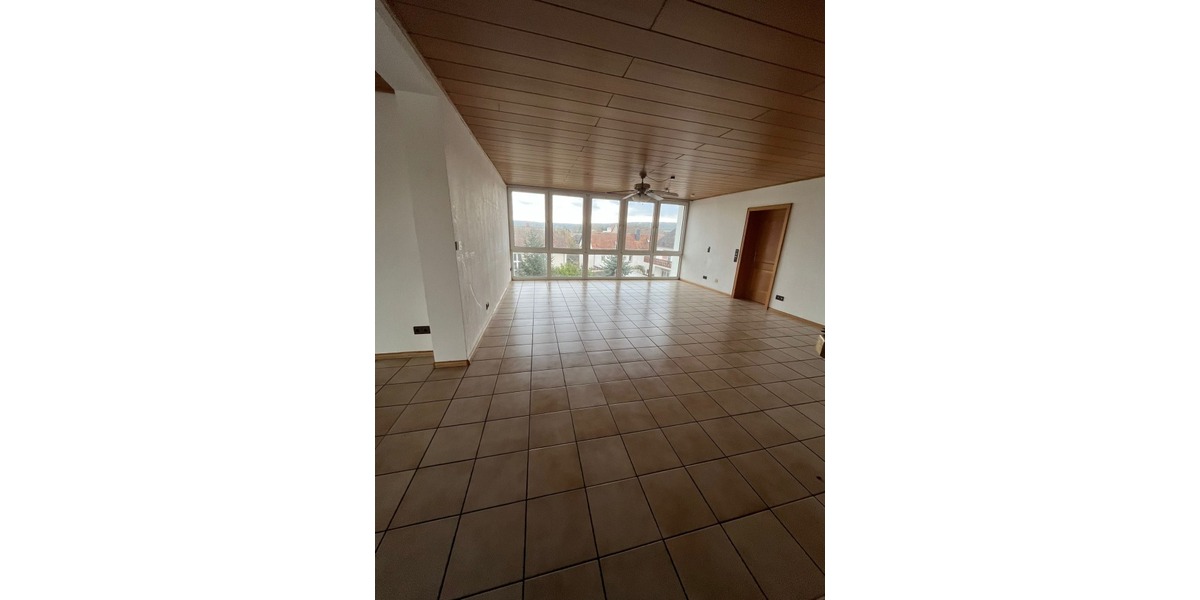 Attraktive Dachgeschosswohnung mit sonniger Terrasse - Dachgeschoßwohnung Enkenbach | Angebot:26236757