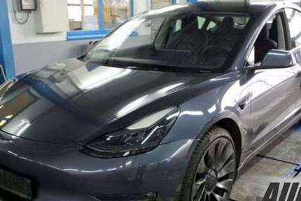 Tesla Model 3 61.950 km 32.900 &euro; Schöningen 38364