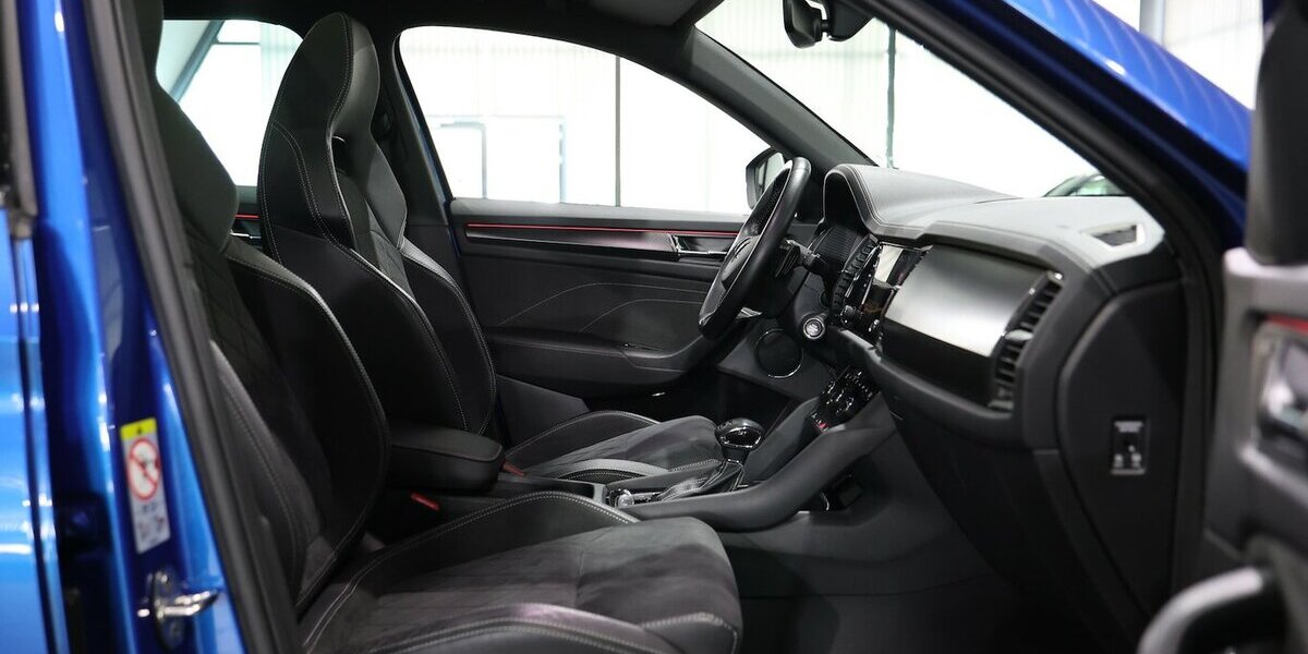 Skoda Kodiaq 2.0 TDI DSG 4x4 SPORTLINE RACE-BLUE+BLACK 124.000 km 30.991 &euro; Hamm 59077