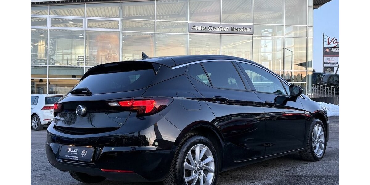 Opel Astra 1.2 K Lim. NAVI/SHZ/DAB/AHK/ACC/CARPLAY 48.063 km 14.900 &euro; Villingen-Schwenningen 78054