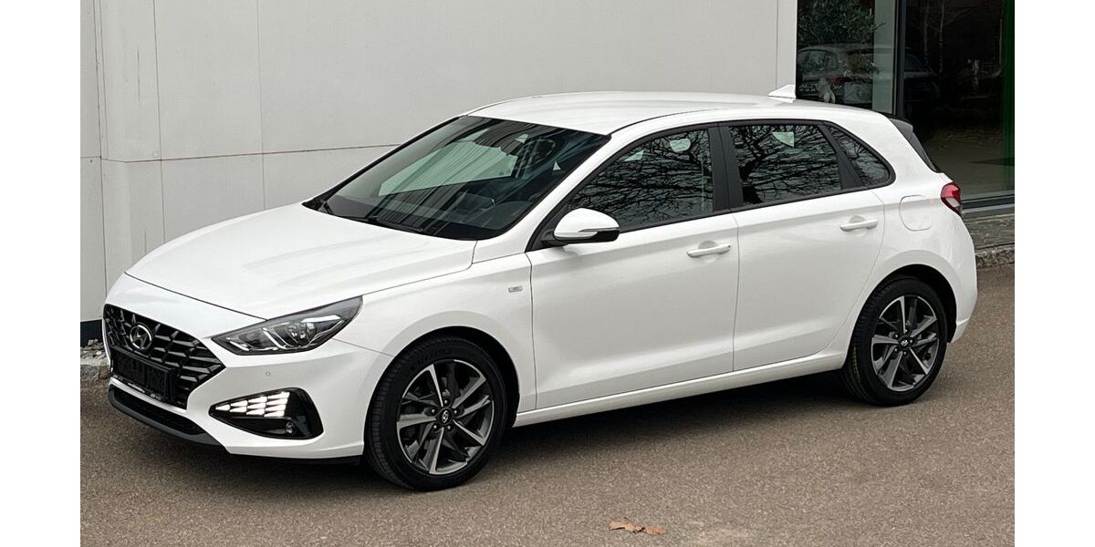 Hyundai i30 31.850 km 25.200 &euro; Pfaffenhofen a. d. Ilm 85276
