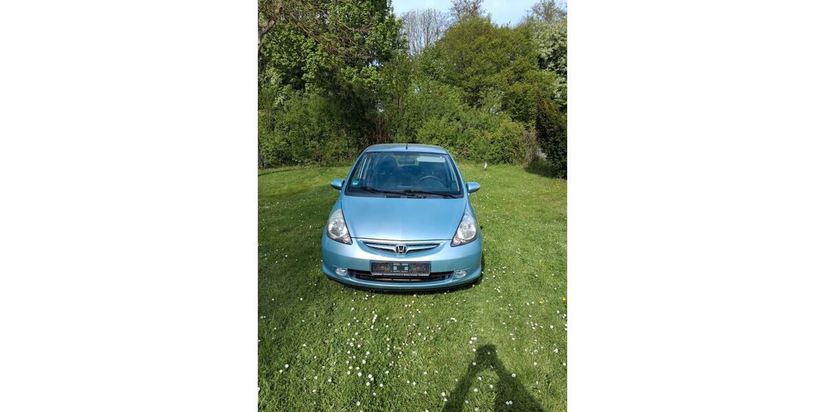 Honda Jazz 144.000 km 2.500 &euro; Memmelsdorf 96117