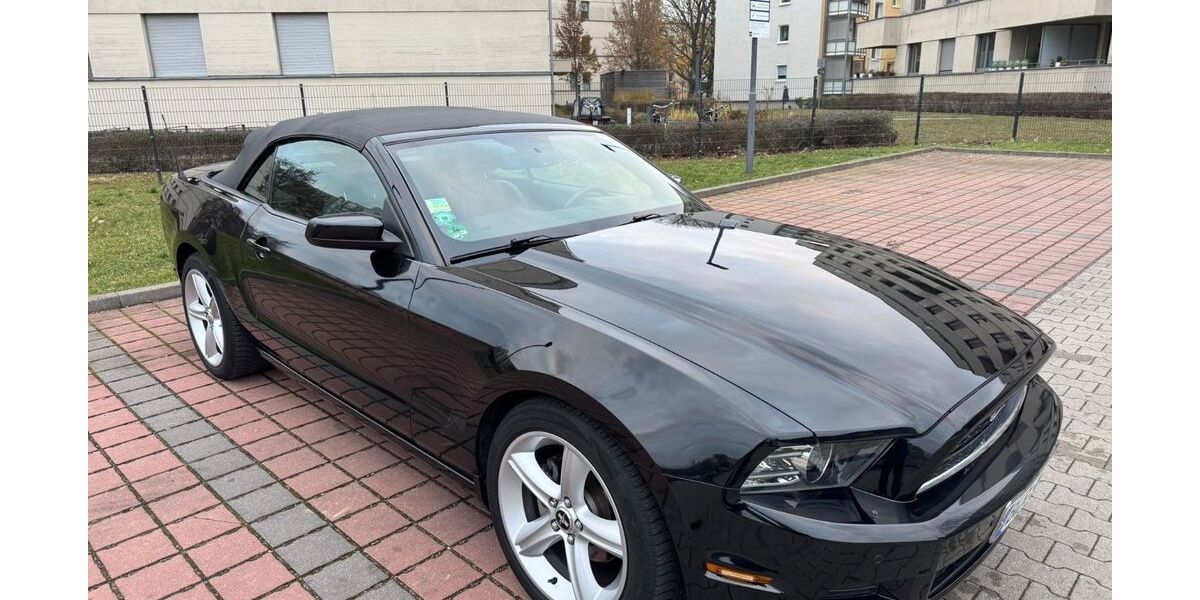 Ford Mustang 114.000 km 17.500 &euro; Berlin 10179
