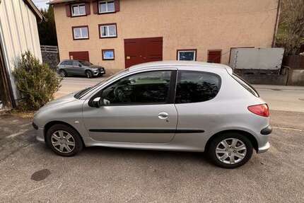 Peugeot 206 176.000 km 1.900 &euro; Reutlingen 72768