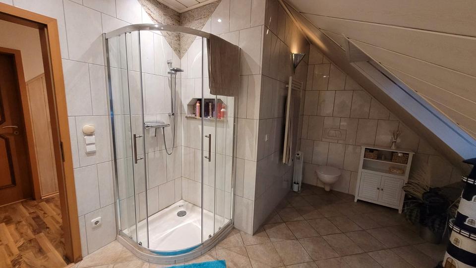 Einfamilienhaus Bad Lausick - 4 Zimmer, 143 m&sup2;, 1.400&euro; | Angebot:26091223