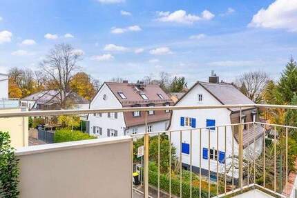 Frisch sanierte 2-ZKB mit West-Balkon & TG-Stellplatz - Provisionsfrei 2 zimmer