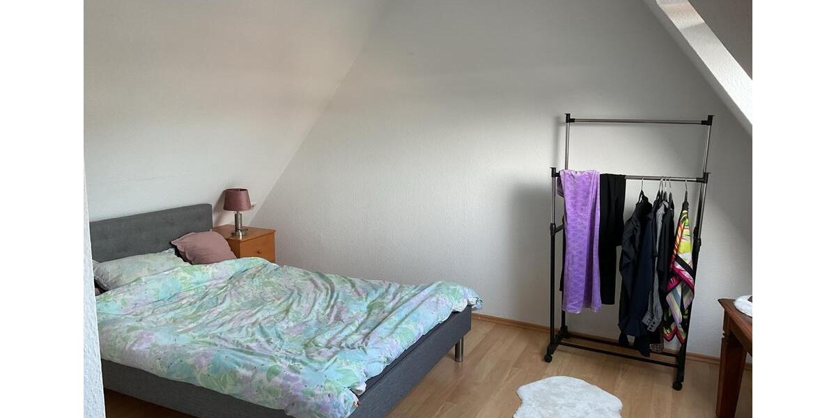 Dachgeschoßwohnung Arnsberg Obereimer - 3 Zimmer, 62 m&sup2;, 129.000&euro; | Angebot:25942177