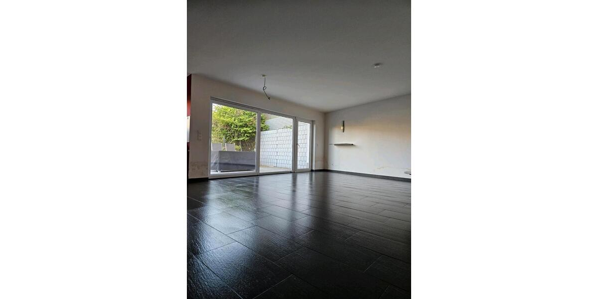 Erdgeschoßwohnung Schwalbach - 2 Zimmer, 88 m&sup2;, 220.000&euro; | Angebot:26819278