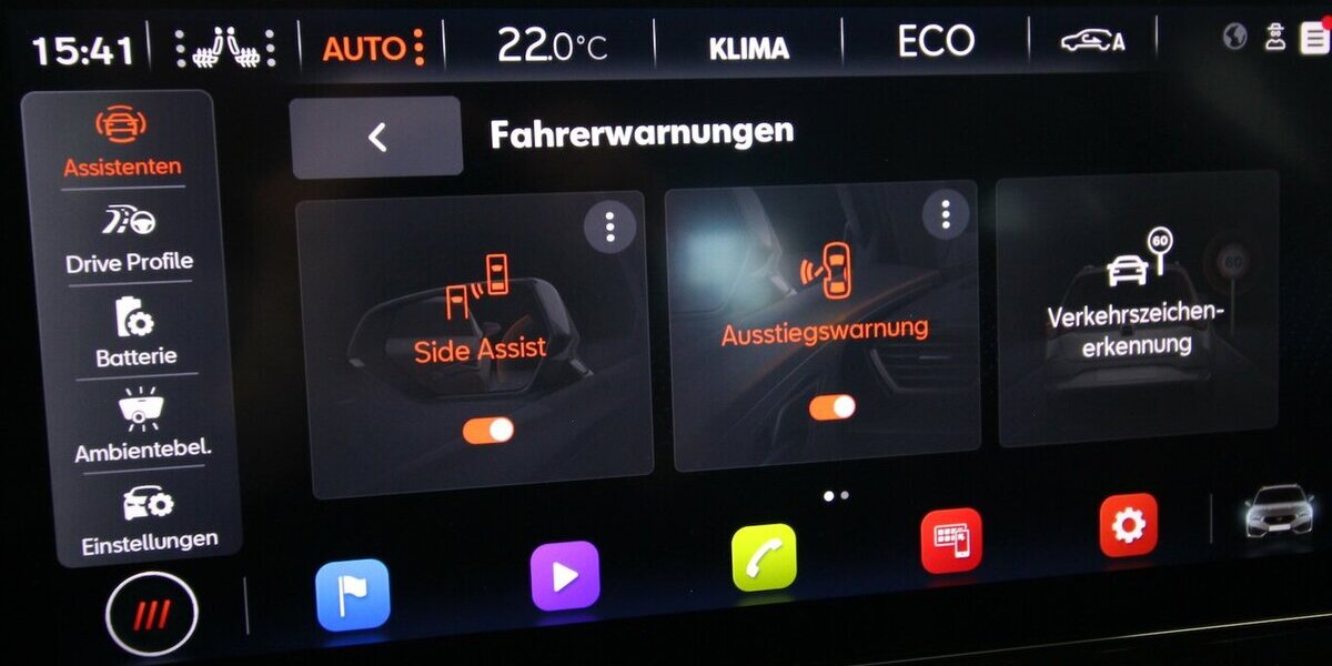 Cupra Leon Sportstourer e-HYBRID 6-DSG NAVI+LED+ACC 8.828 km 29.500 &euro; Hagenow 19230