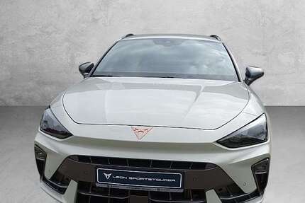 Cupra Leon 11.845 km 34.900 € Grossschirma 09603