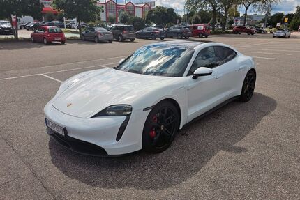 Porsche Taycan 24.578 km 63.890 € Offenburg 77652