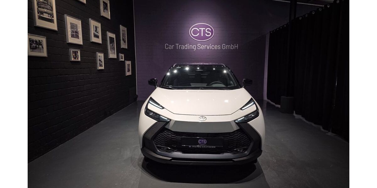 Toyota C-HR 5.530 km 30.800 &euro; Düsseldorf 40476
