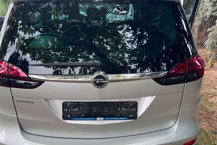 Opel Zafira Tourer 87.563 km 13.300 &euro; Zahna 06896
