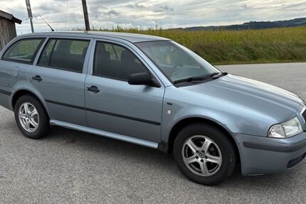 Skoda Octavia 237.961 km 1.500 &euro; Eichendorf 94428