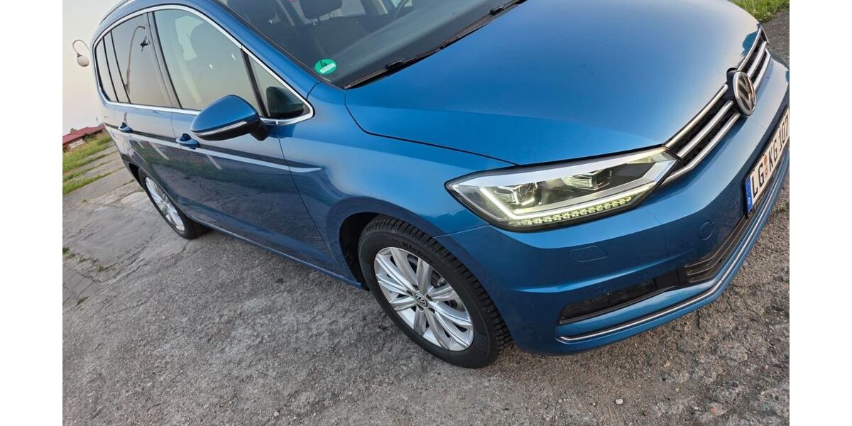 VW Touran 113.000 km 15.800 &euro; Grebenau - Schwarz 36323