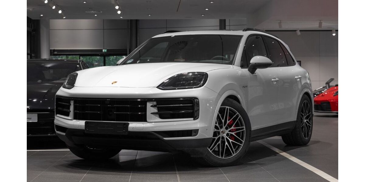 Porsche Cayenne 23.649 km 124.890 &euro; Lübeck 23560