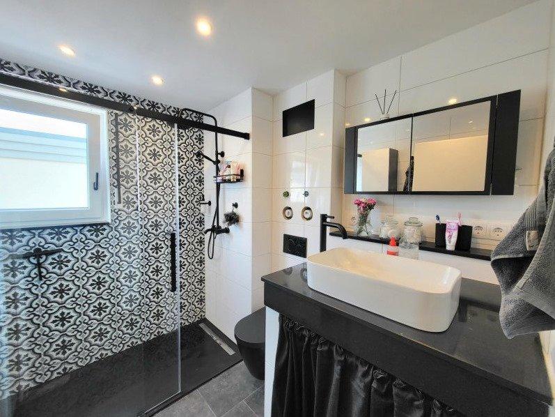 Etagenwohnung Herrenberg - 2.5 Zimmer, 73 m&sup2;, 439.000&euro; | Angebot:26876366