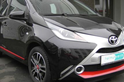 Toyota Aygo (X) 31.300 km 11.650 &euro; Bühl 77815