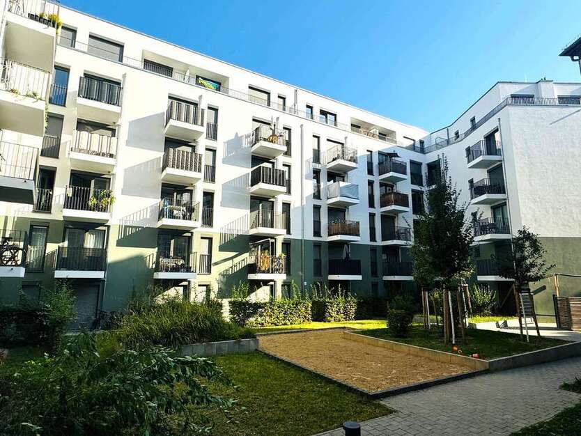 Wohnung zum Mieten in Berlin 680,06 € 25.15 m²
