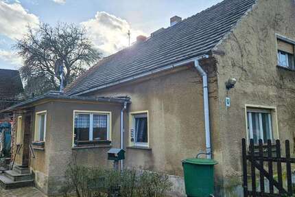 Haus Kolkwitz - 6 Zimmer, 130 m&sup2;, 120.000&euro; | Angebot:26311553