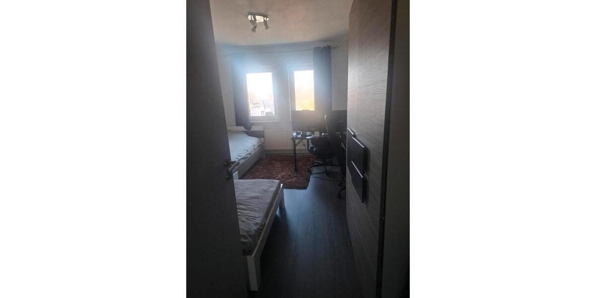 Etagenwohnung Niederwerrn - 3 Zimmer, 75 m&sup2;, 229.000&euro; | Angebot:26999285