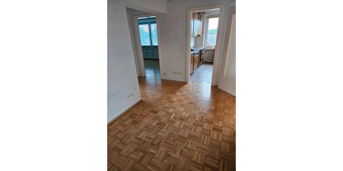 Mehrfamilienhaus, Wohnhaus Sarstedt - 4 Zimmer, 100 m&sup2;, 193.000&euro; | Angebot:27279683