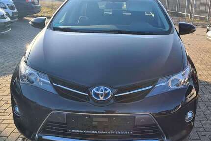 Toyota Auris 110.000 km 9.699 &euro; Korbach 34497